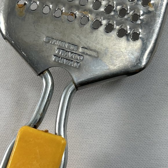 Vintage 70s Travco Stainless Steel Cheese Grater Zester Shredder Hand Held - Picture 3 of 8